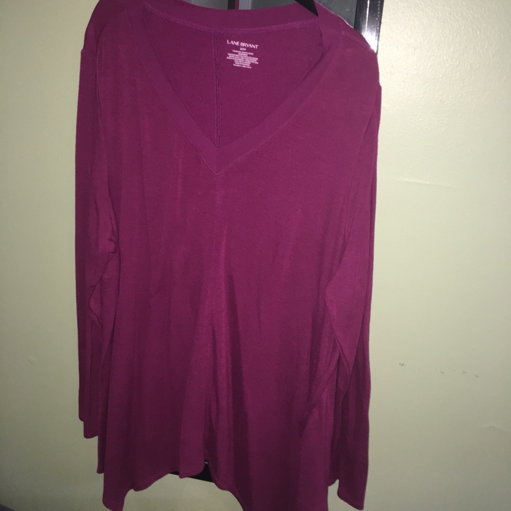 Lane Bryant shark bite hem long sleeved tee